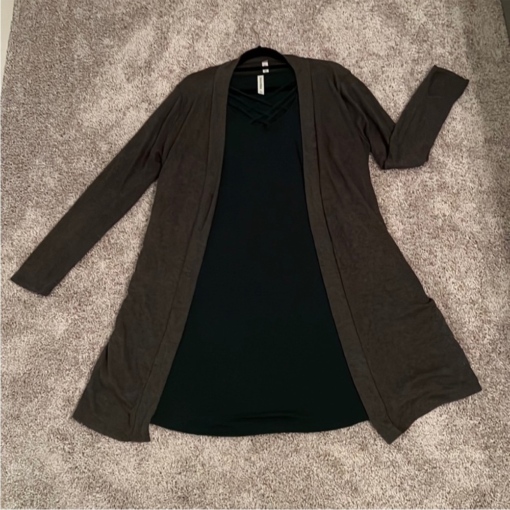 Zenana Outfitters XL gray cardigan with pockets!
